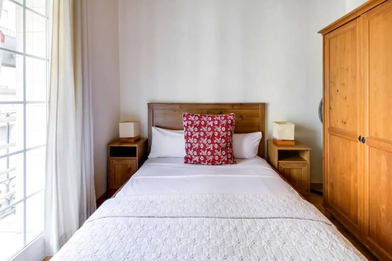 Apartmán Modern 2 Bedroom In Poble Sec 7 Minutes To Metro Barcelona Španělsko